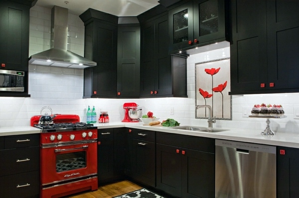 Gorgeous interior design ideas in Red-Black-White