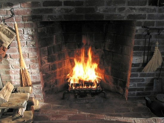 A modern fireplace or a Rumford fireplace - the advantages of traditional designs