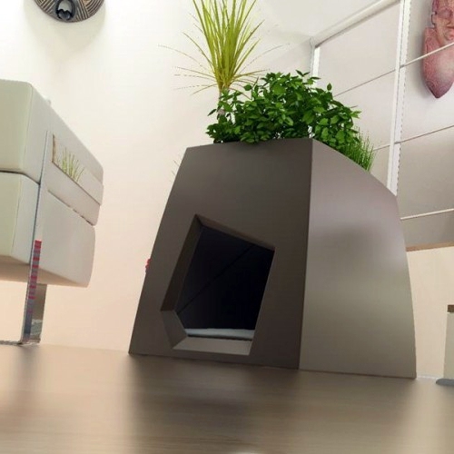 Original Animal House combined with Planter Original Animal House combined with Planter