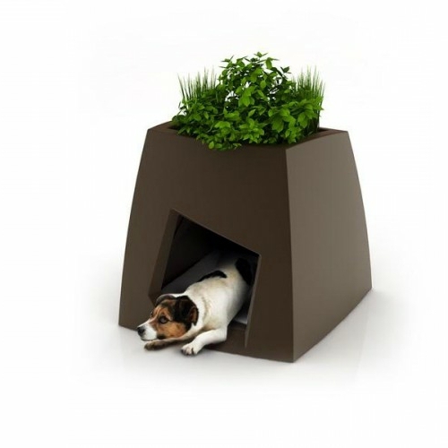 Original Animal House combined with Planter Original Animal House combined with Planter