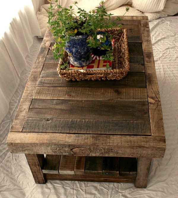 Build coffee table itself - DIY ideas for crafters