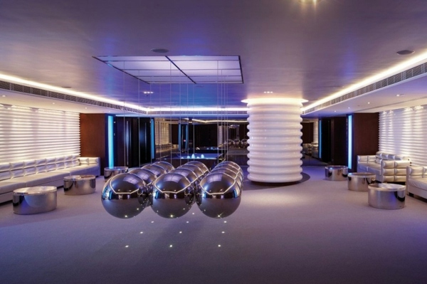 Luxury hotel in the heart of Hong Kong Luxury hotel in the heart of Hong Kong