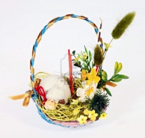 Easter decoration with spring flowers Easter decoration with spring flowers