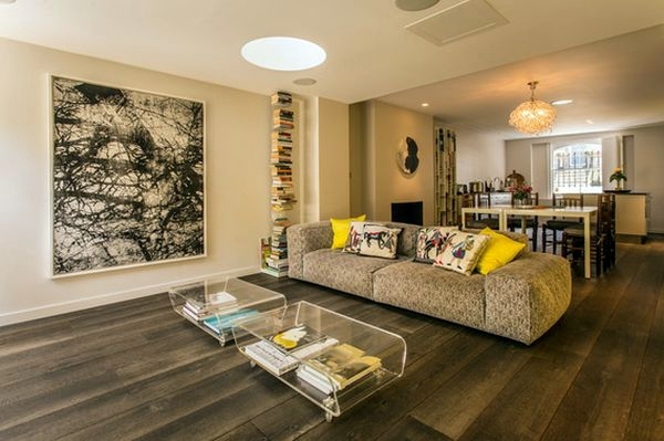 Coffee table made of acrylic glass complements any living room furniture Coffee table made of acrylic glass complements any living room furniture