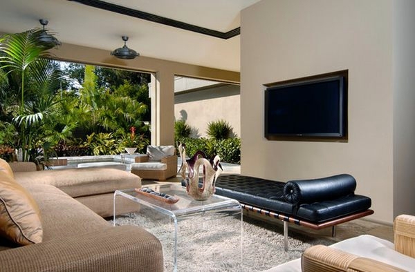 Coffee table made of acrylic glass complements any living room furniture Coffee table made of acrylic glass complements any living room furniture