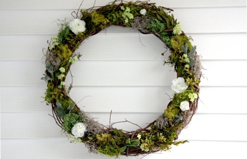 Subject Moss Wreath for Easter - fantastic decor idea