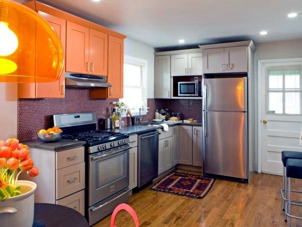 Find out more about the color scheme of your boring kitchen
