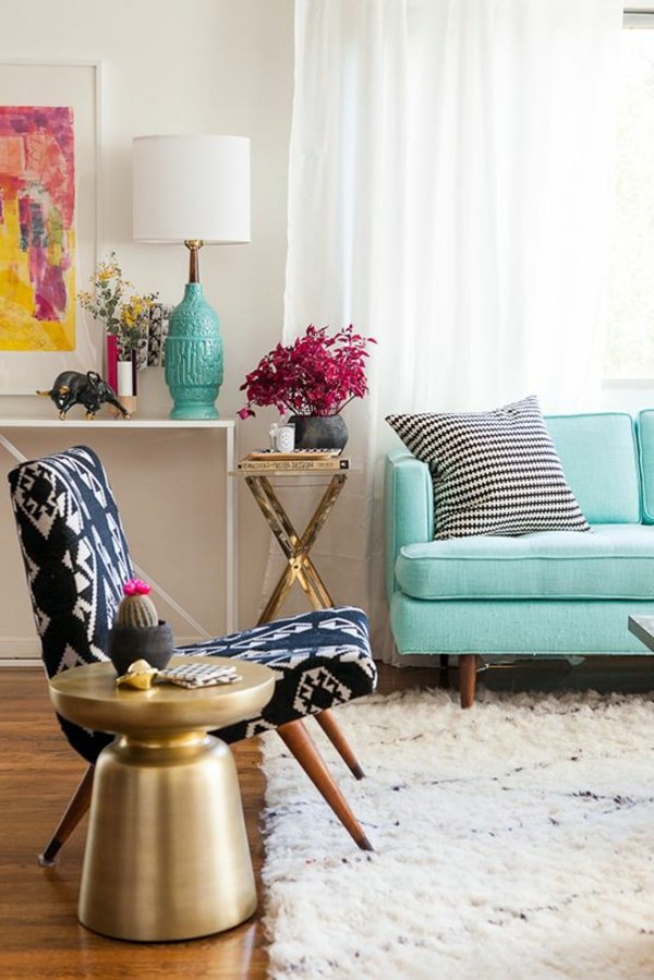Round coffee table - the eye-catcher in your living room