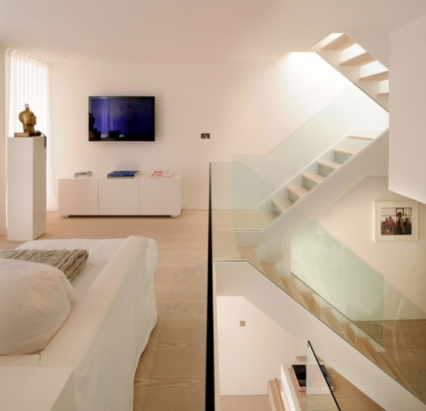 Interior Design in Scandinavian style illuminates a London flat