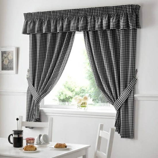 Decorate with Vichy Karo materials for a cozy ambience