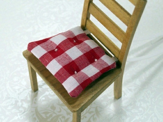 Decorate with Vichy Karo materials for a cozy ambience