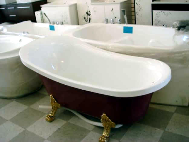 The Freestanding Bathtub The Freestanding Bathtub