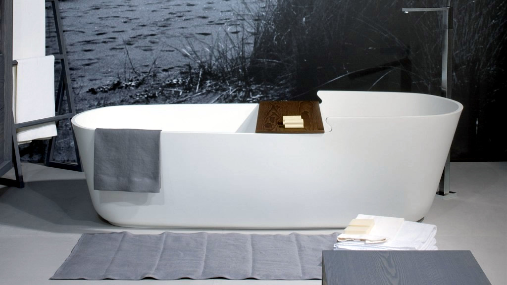 The Freestanding Bathtub The Freestanding Bathtub