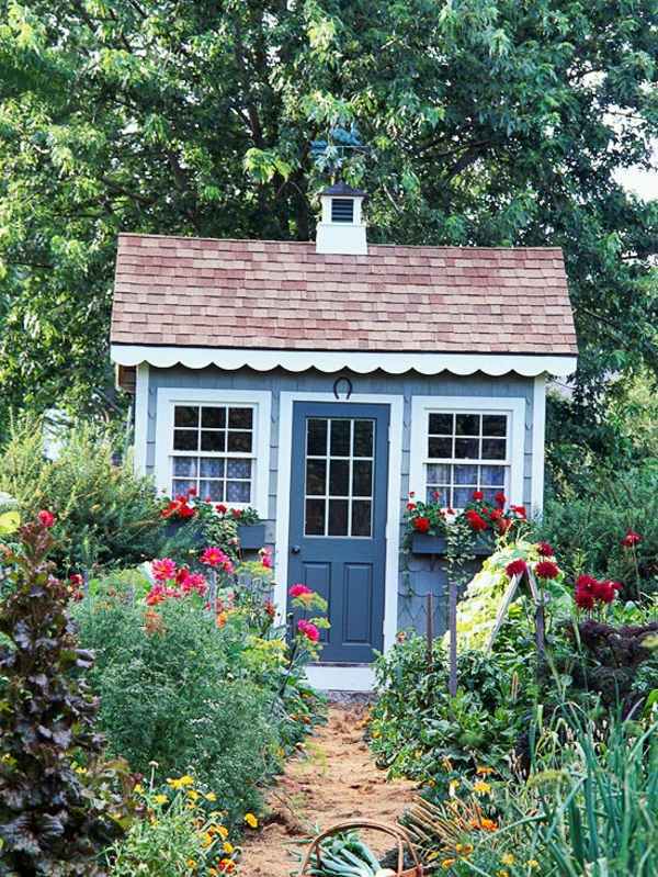 Colourful garden decorations make yourself - how can you refresh the exterior