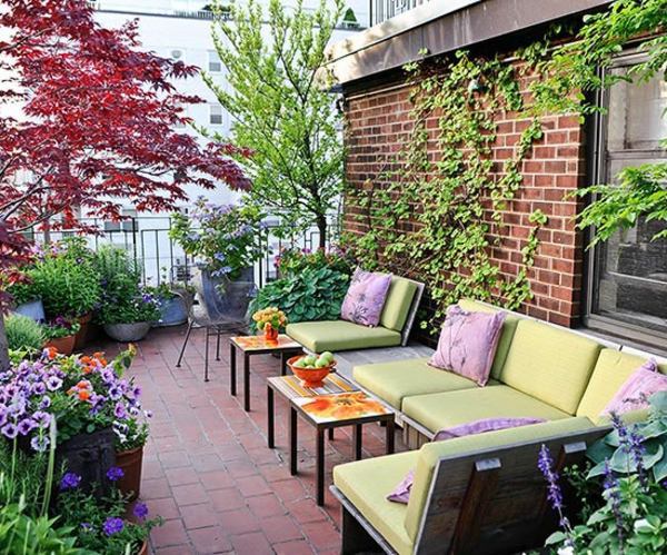 Colourful garden decorations make yourself - how can you refresh the exterior