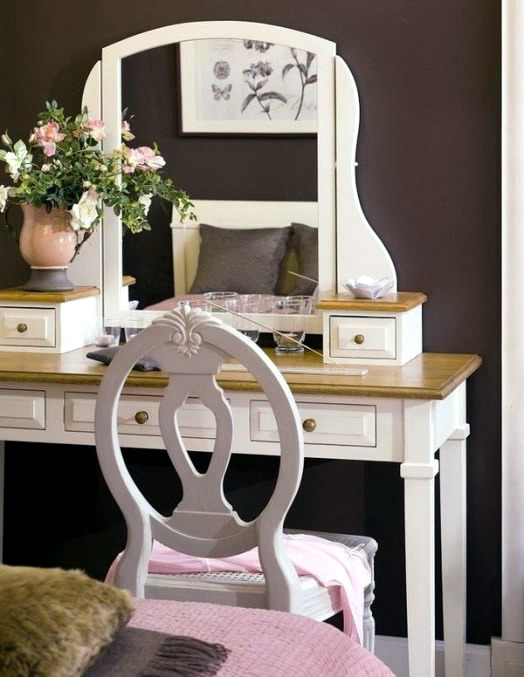 Color combination in the girls room: With Pink and Brown Setup