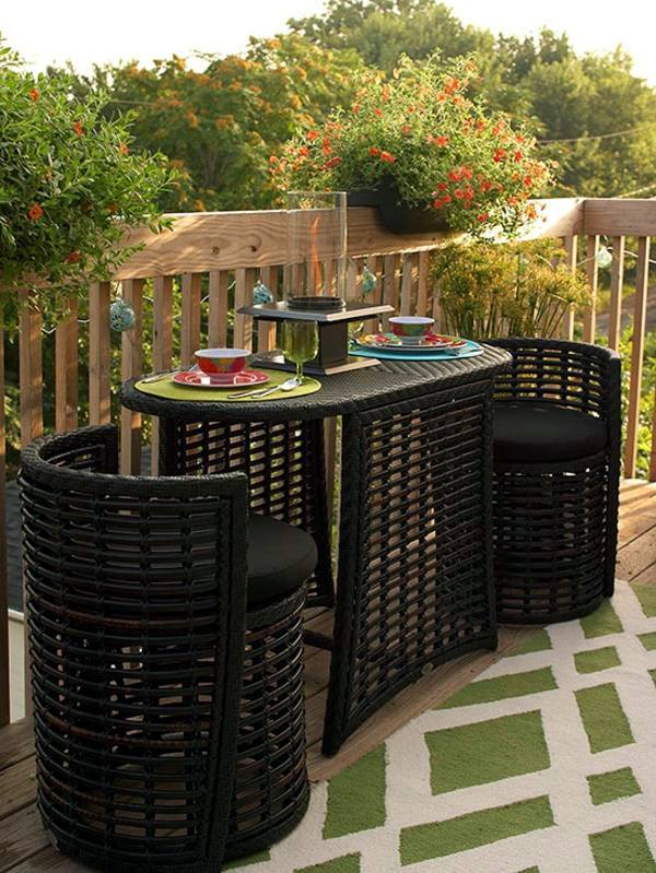 Make small roof terrace - cozy sitting area and healthy herbs