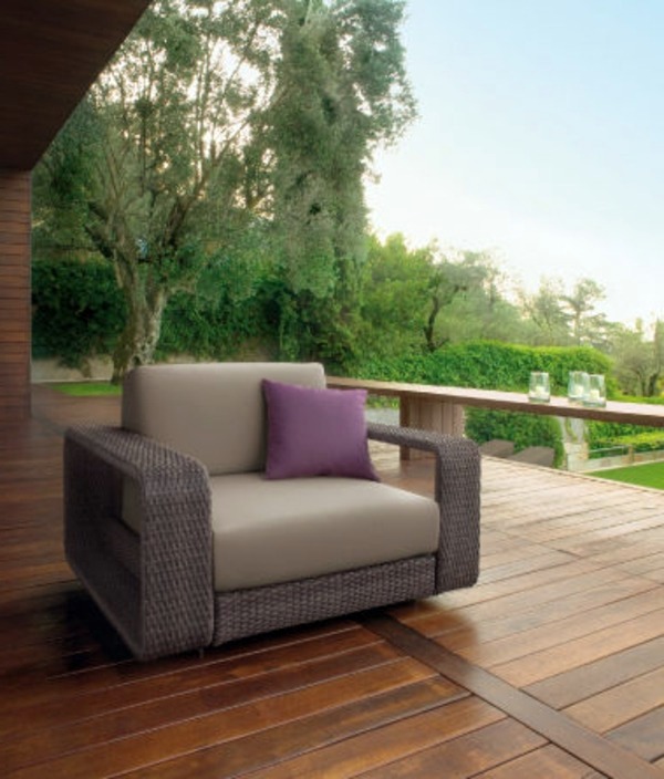 45 Outdoor rattan furniture - modern garden furniture set and lounge chair