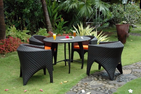 45 Outdoor rattan furniture - modern garden furniture set and lounge chair