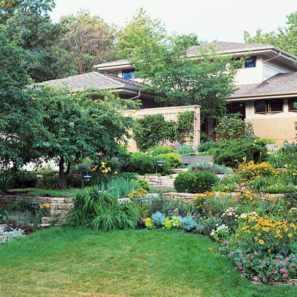 Landscaping on a slope - How to make a beautiful hillside garden