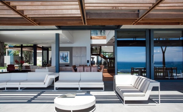 Modern Luxury Residence in Cape Town with breathtaking ocean views and stylish interiors