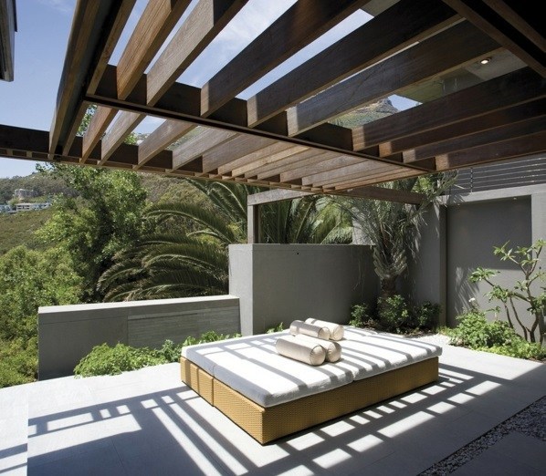 Modern Luxury Residence in Cape Town with breathtaking ocean views and stylish interiors