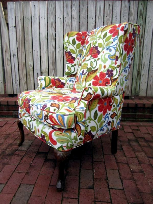Upholstered furniture and home interior - 20 great decorating ideas