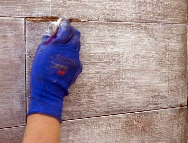 Underline plastic panels - wall paneling in a fresh color