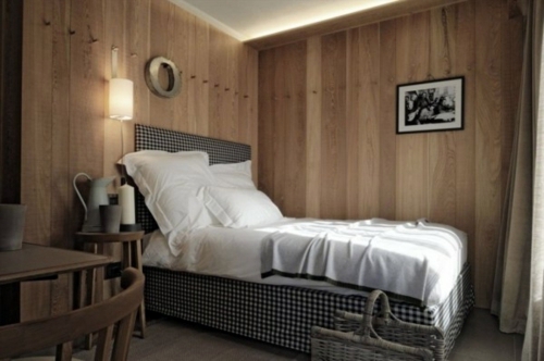 Original and chic ideas - Stylish wall decoration made of real wood