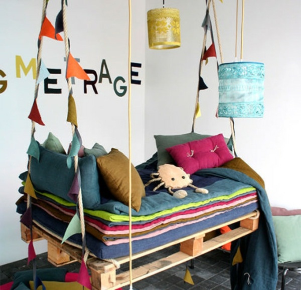 DIY Furniture from Euro pallets - 101 craft ideas for wood pallets