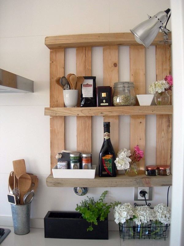 DIY Furniture from Euro pallets - 101 craft ideas for wood pallets
