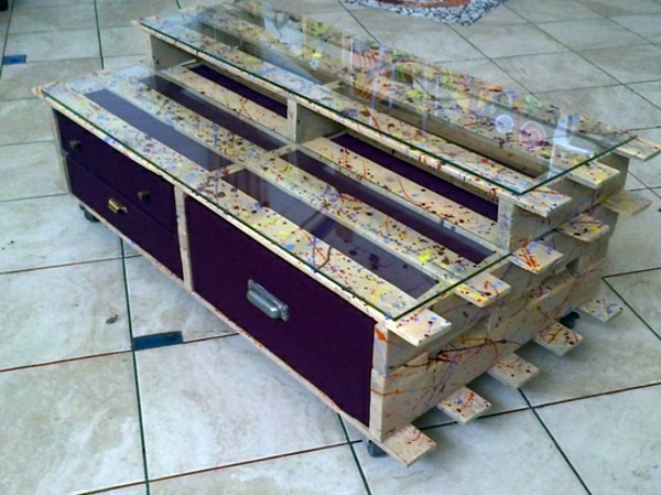 DIY Furniture from Euro pallets - 101 craft ideas for wood pallets