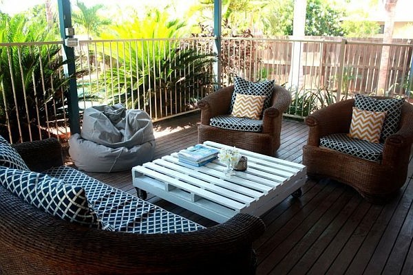 DIY Furniture from Euro pallets - 101 craft ideas for wood pallets