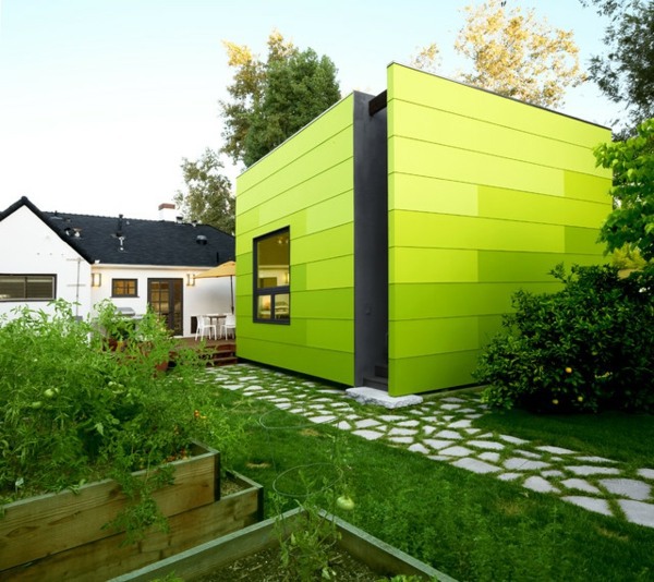 Fresh colors in the garden - 8 Ways for a vibrant design outdoor