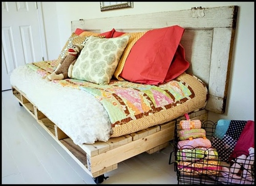 DIY Möbel - Cool Furniture from Euro pallets - 55 craft ideas for recycled wooden pallets