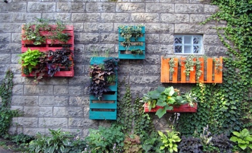 Cool Furniture from Euro pallets - 55 craft ideas for recycled wooden pallets