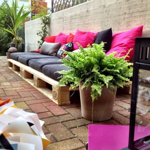 Cool Furniture from Euro pallets - 55 craft ideas for recycled wooden pallets