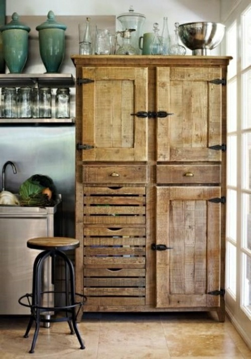 Cool Furniture from Euro pallets - 55 craft ideas for recycled wooden pallets