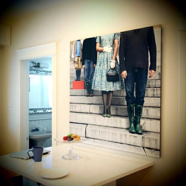 Great idea to hang your family photos