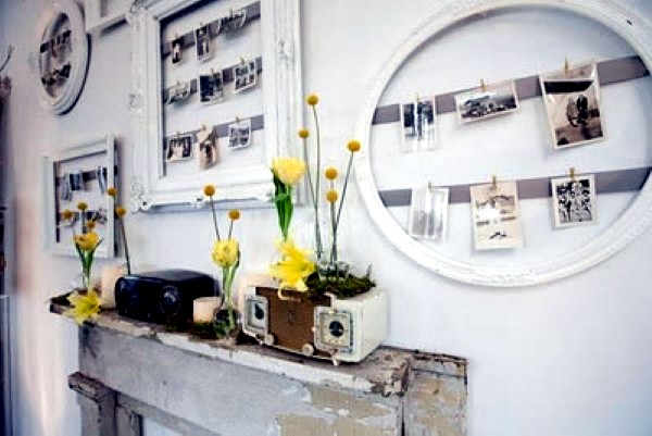 Great idea to hang your family photos