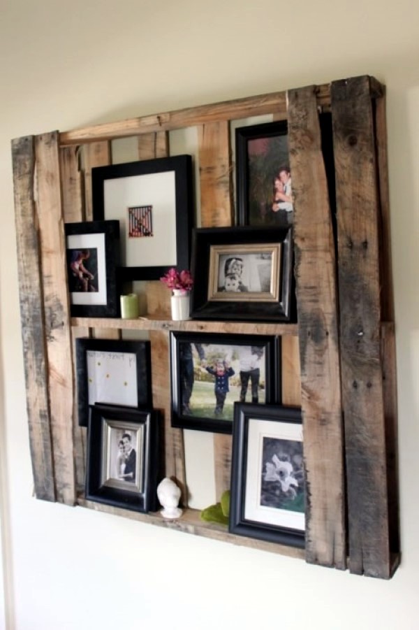 Great idea to hang your family photos