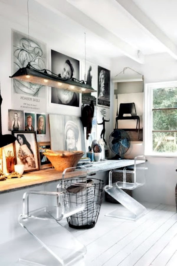 Great idea to hang your family photos
