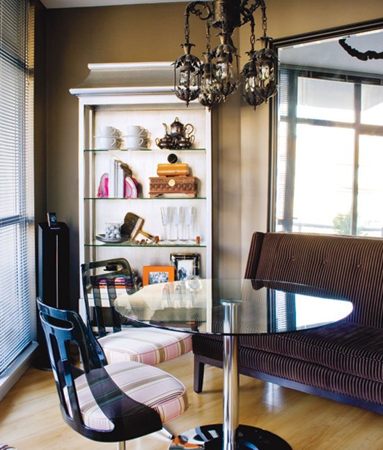 Modern eclectic apartment - redesign of the small room