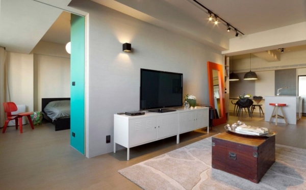 Modern Living - minimalist, trendy apartment in Taipei shows class