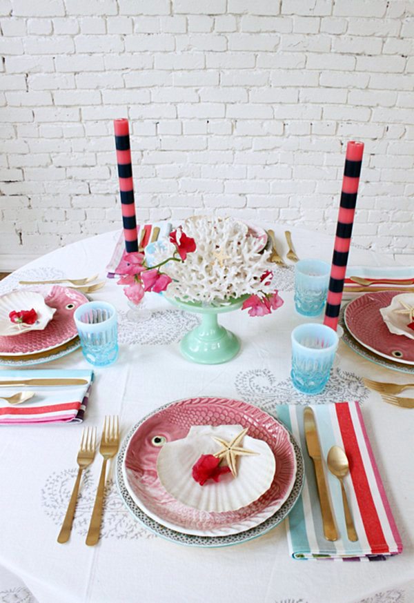 Stylish decorating ideas for your table, which you can use at your next party at home