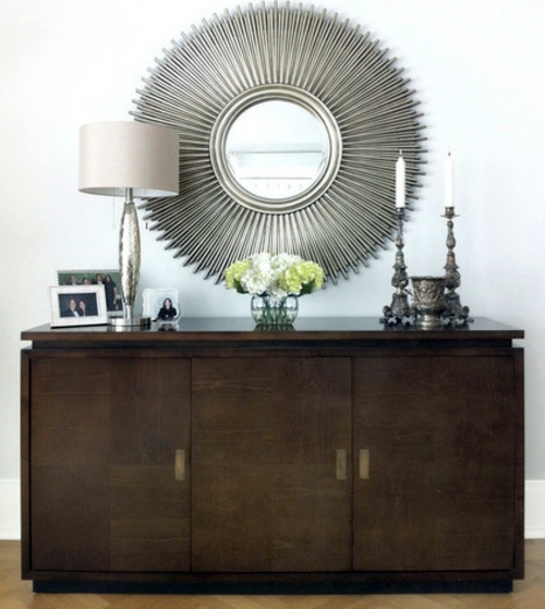 Vintage silver decoration at home - giving the home a charm from the old world