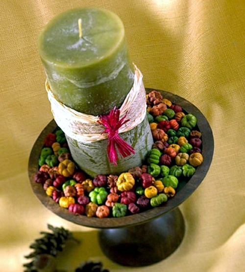 Make original decoration candles and lanterns themselves
