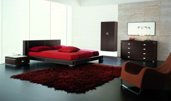 Bedroom wall design - wall decoration behind the bed