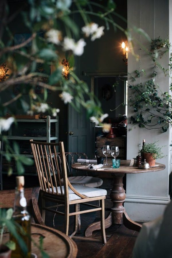 Cool terrace design ideas - Cafe in homey atmosphere