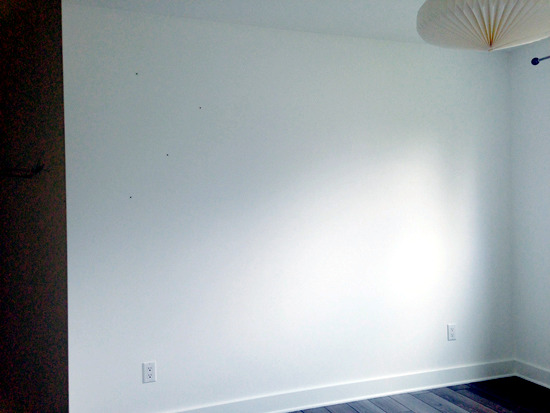 Stencilling wallpaper way